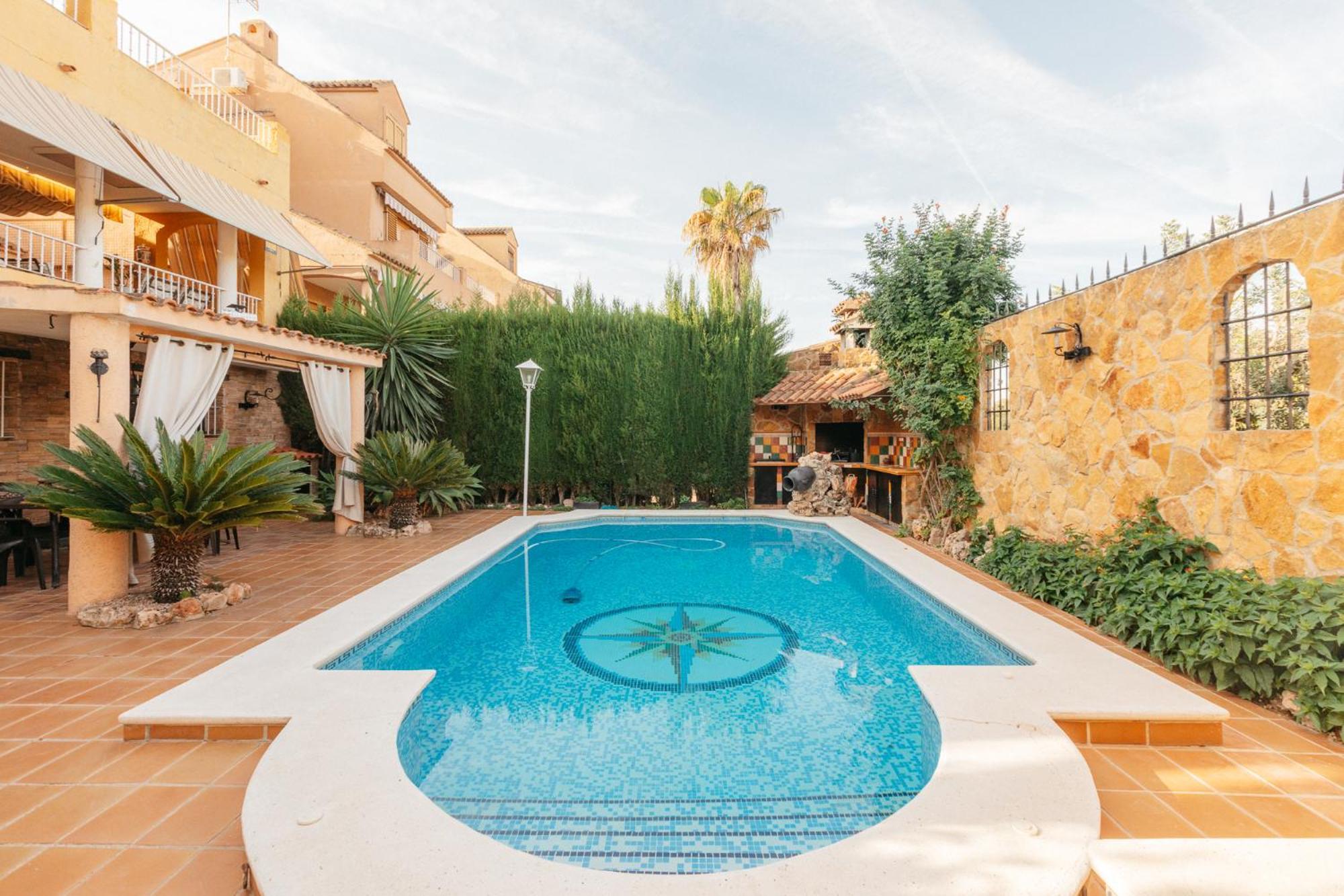 Chalet, Villa Rodeada De Naturaleza Piscina A Doce Klm De Valencia Y 7 Del Aeropuerto 외부 사진