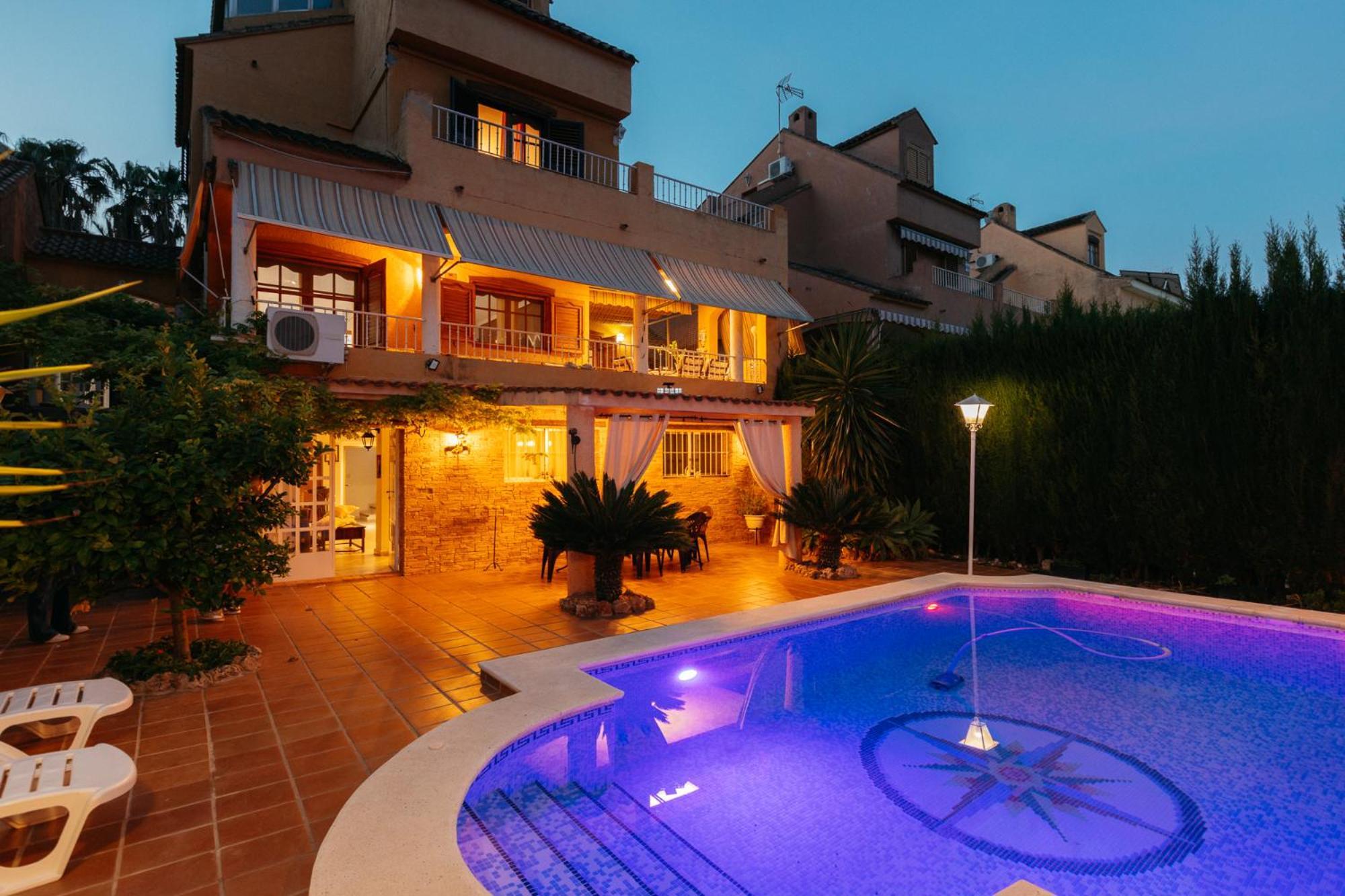 Chalet, Villa Rodeada De Naturaleza Piscina A Doce Klm De Valencia Y 7 Del Aeropuerto 외부 사진