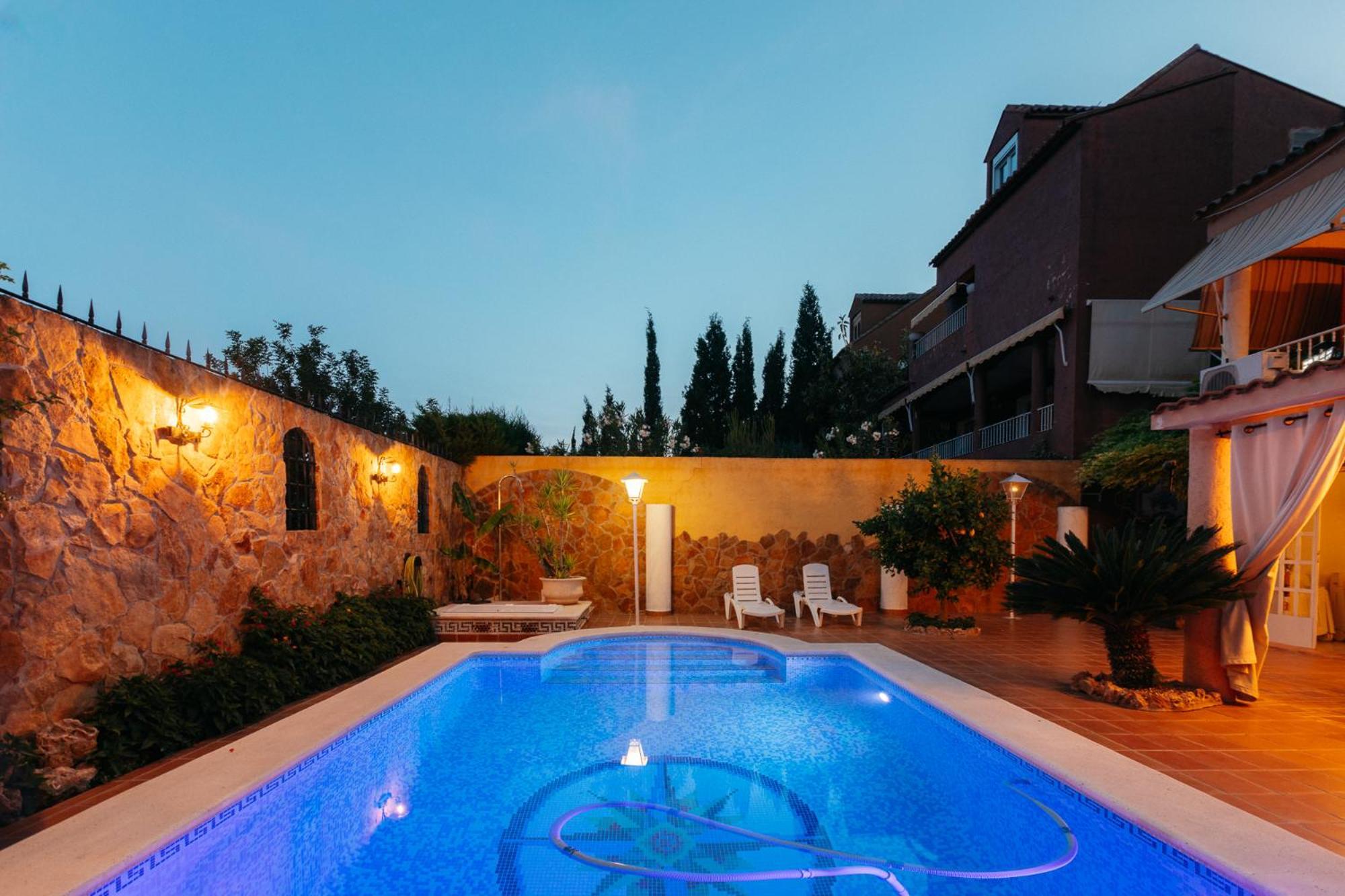 Chalet, Villa Rodeada De Naturaleza Piscina A Doce Klm De Valencia Y 7 Del Aeropuerto 외부 사진
