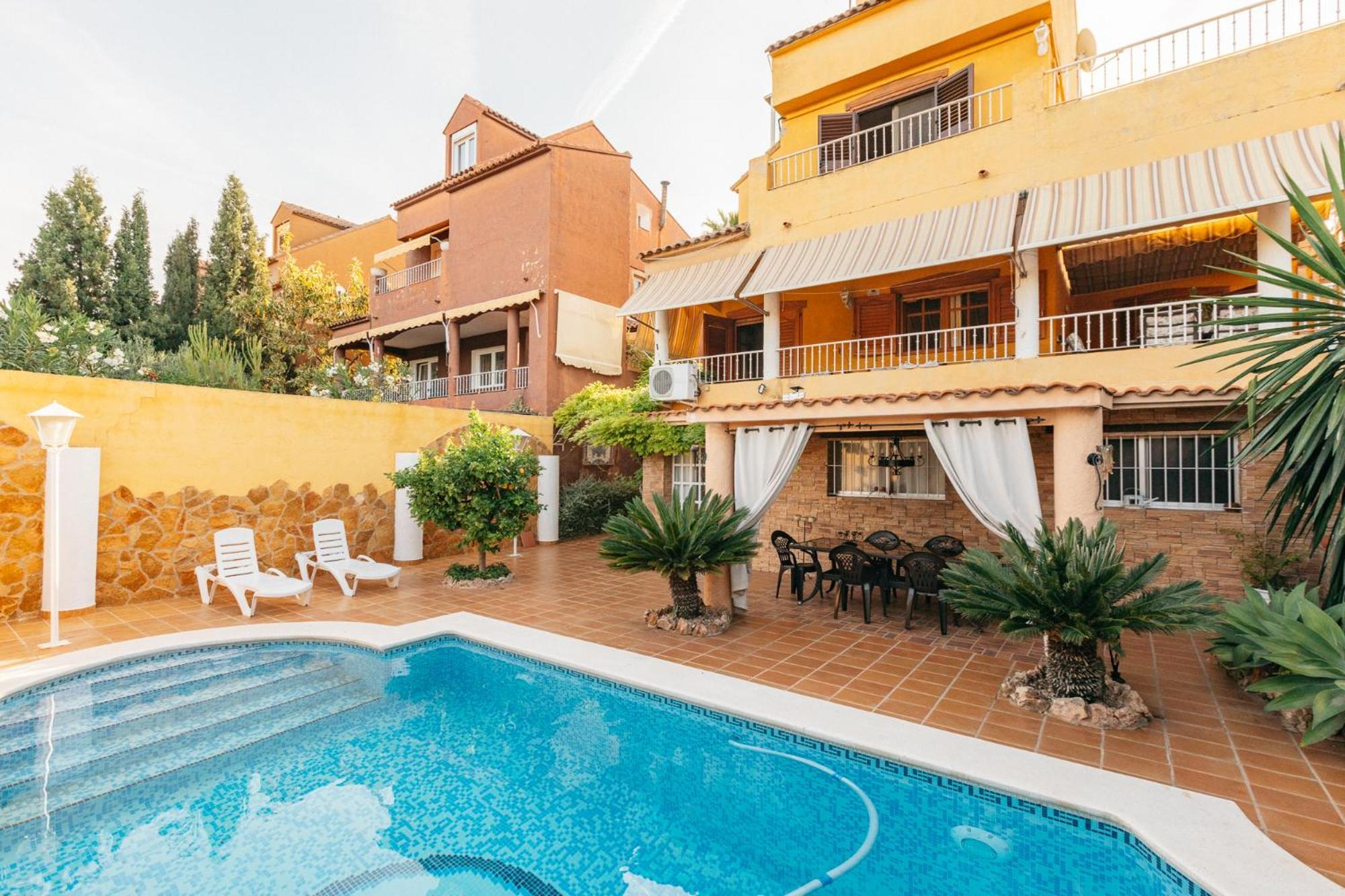 Chalet, Villa Rodeada De Naturaleza Piscina A Doce Klm De Valencia Y 7 Del Aeropuerto 외부 사진